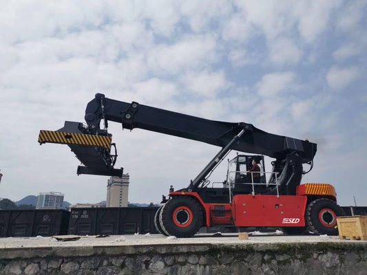 71400 кг. Сервисная масса 45000 кг. Грузоподъемность Контейнер